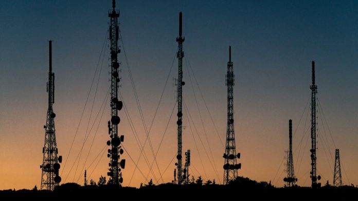 mario-caruso-0C9VmZUqcT8-unsplash telecommunications