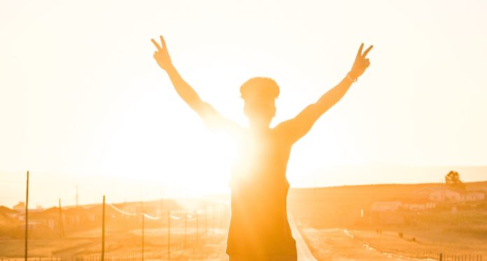 wesley-eland-BsjiMDLwMKU-unsplash a person enjoying freedom